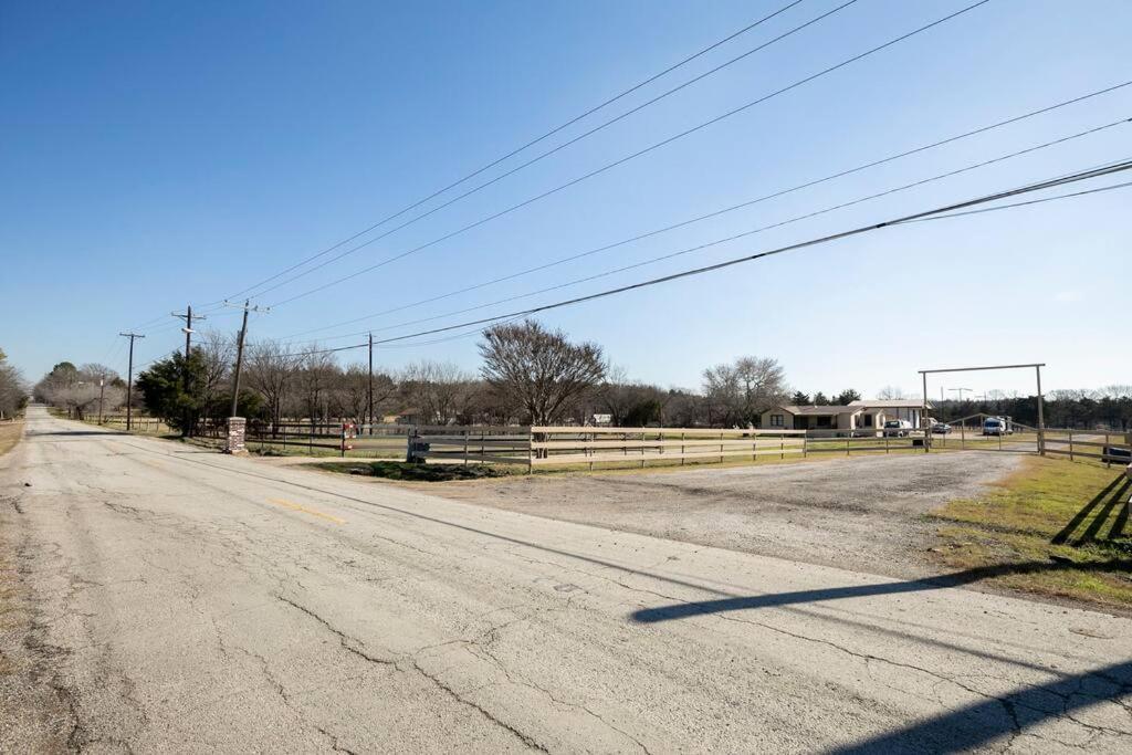 Texas Ranch House With 5 Bedroom And Fish Pond Dallas Kültér fotó