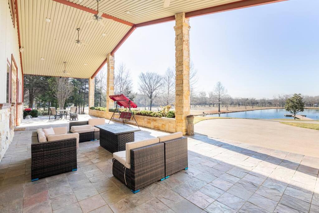 Texas Ranch House With 5 Bedroom And Fish Pond Dallas Kültér fotó